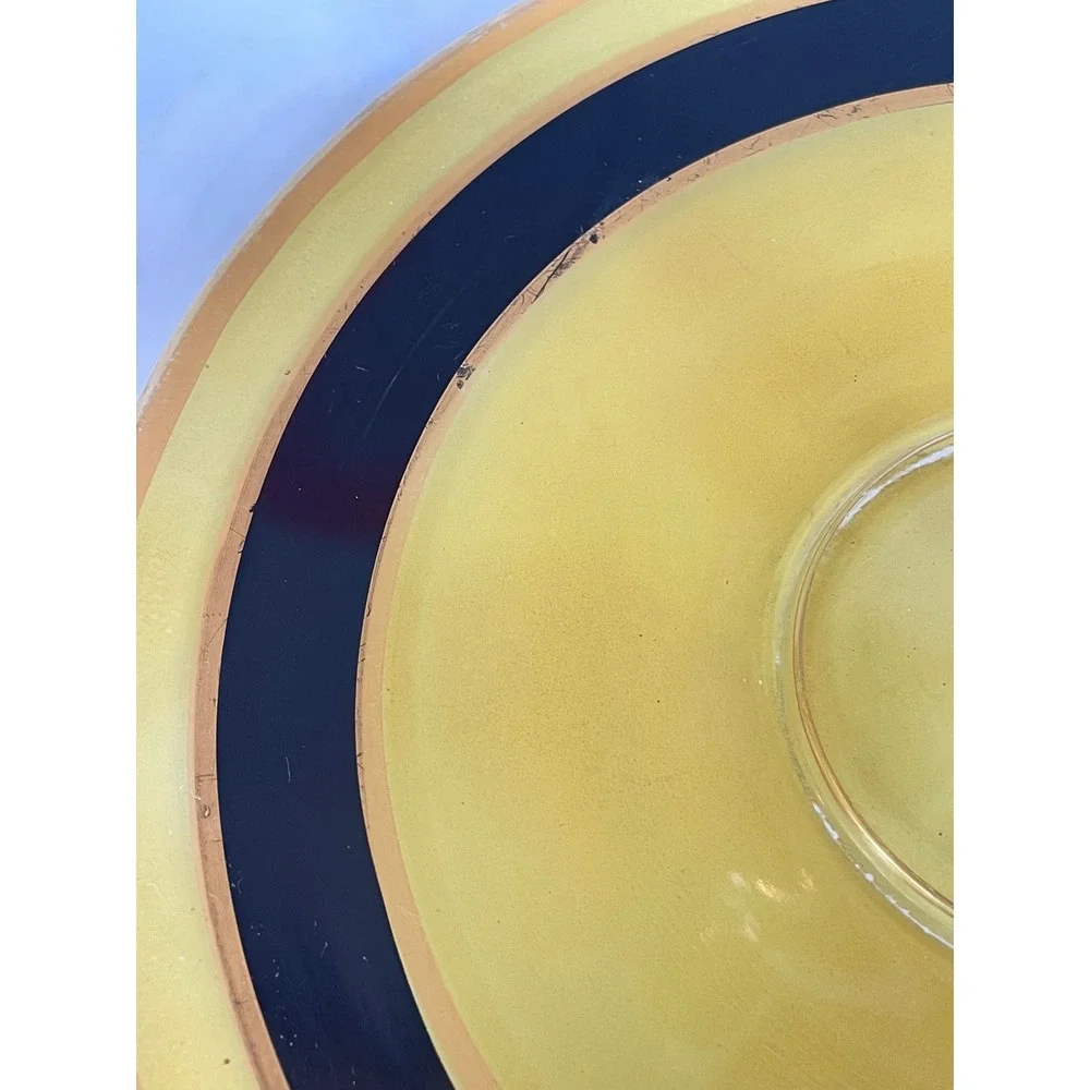 N/A vintage glass